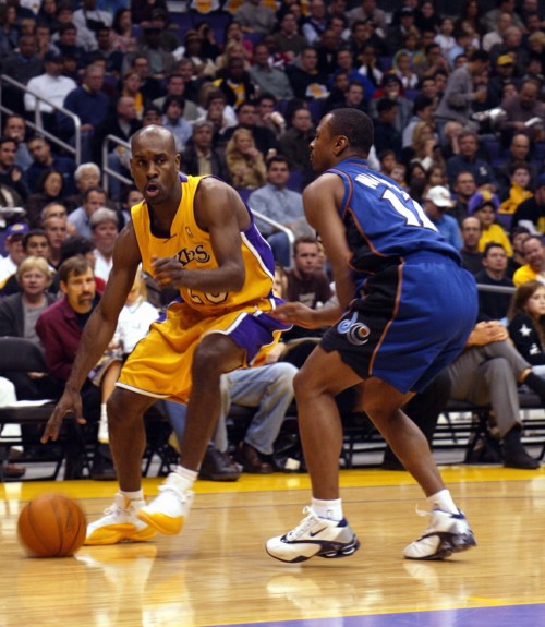 Los Angeles Lakers play the Washington Wizards at the Staples Center